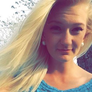 Meet your Posher, Carly